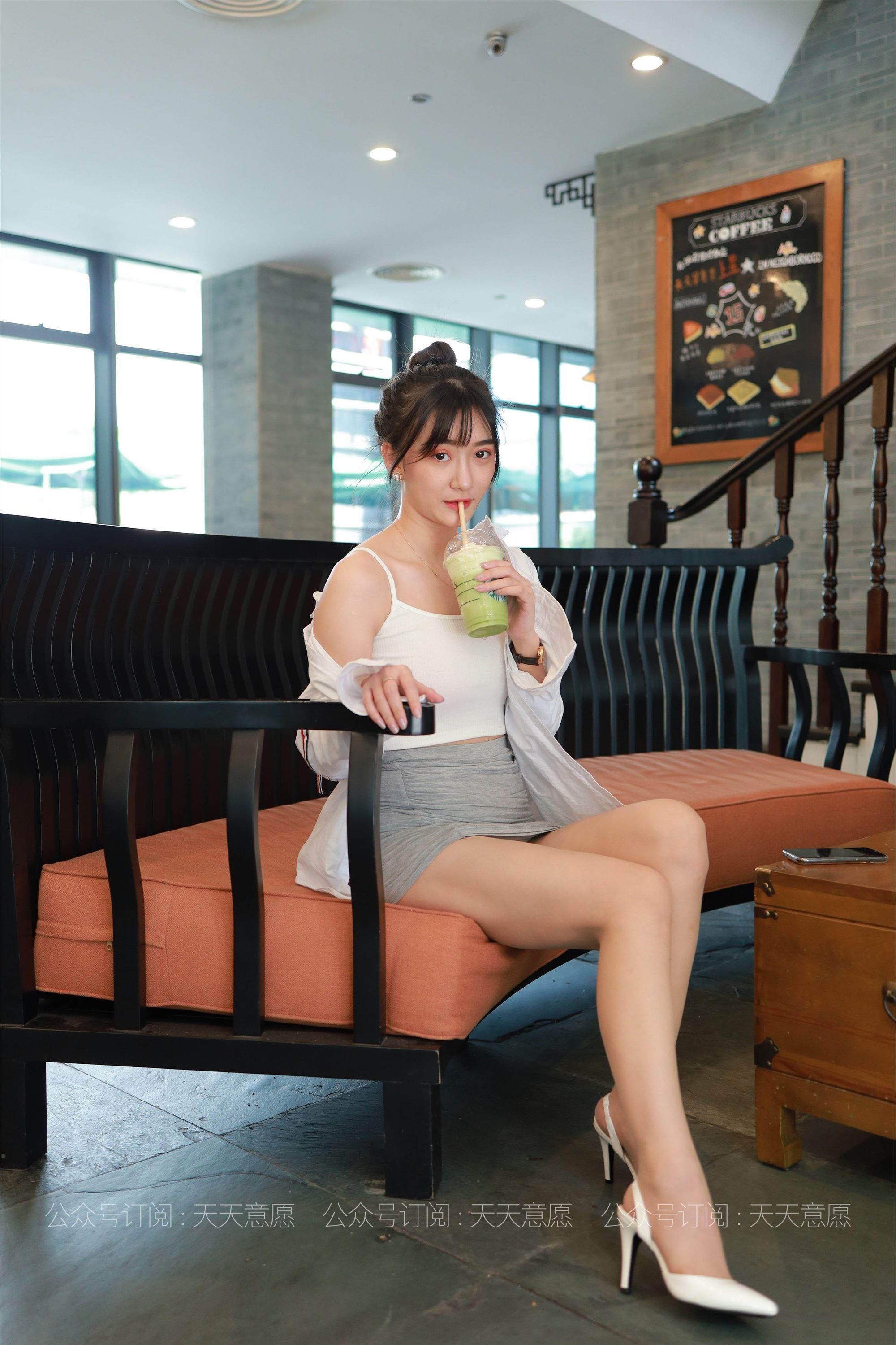 IESS异思趣向 - 模特：秋秋《性感包臀裙》